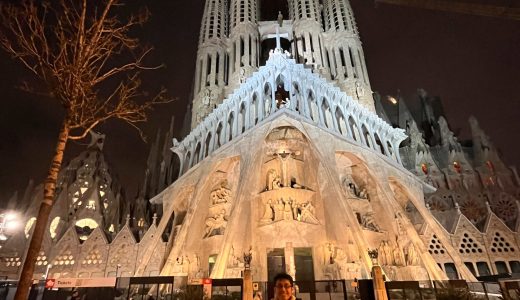 サグラダ・ファミリアなどガウディ建築を訪問していたらドバイ空港が閉鎖になった話
